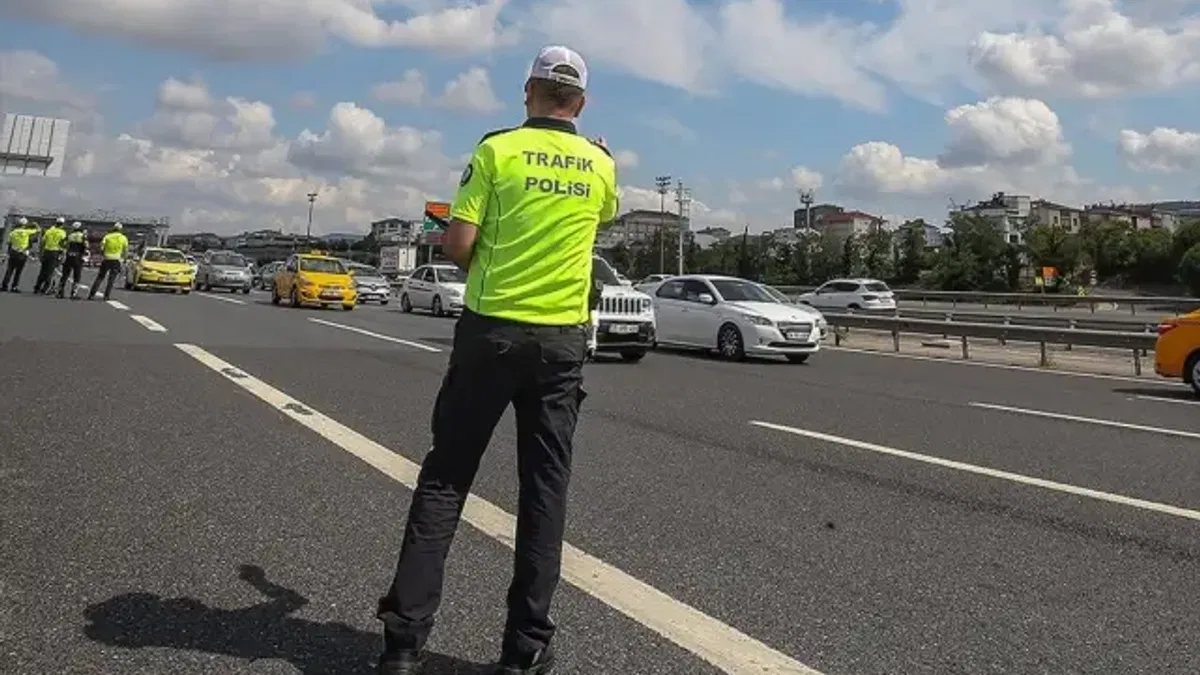 İçişleri Bakanlığından Kurban Bayramı tatili için 81 il valiliğine "trafik" genelgesi