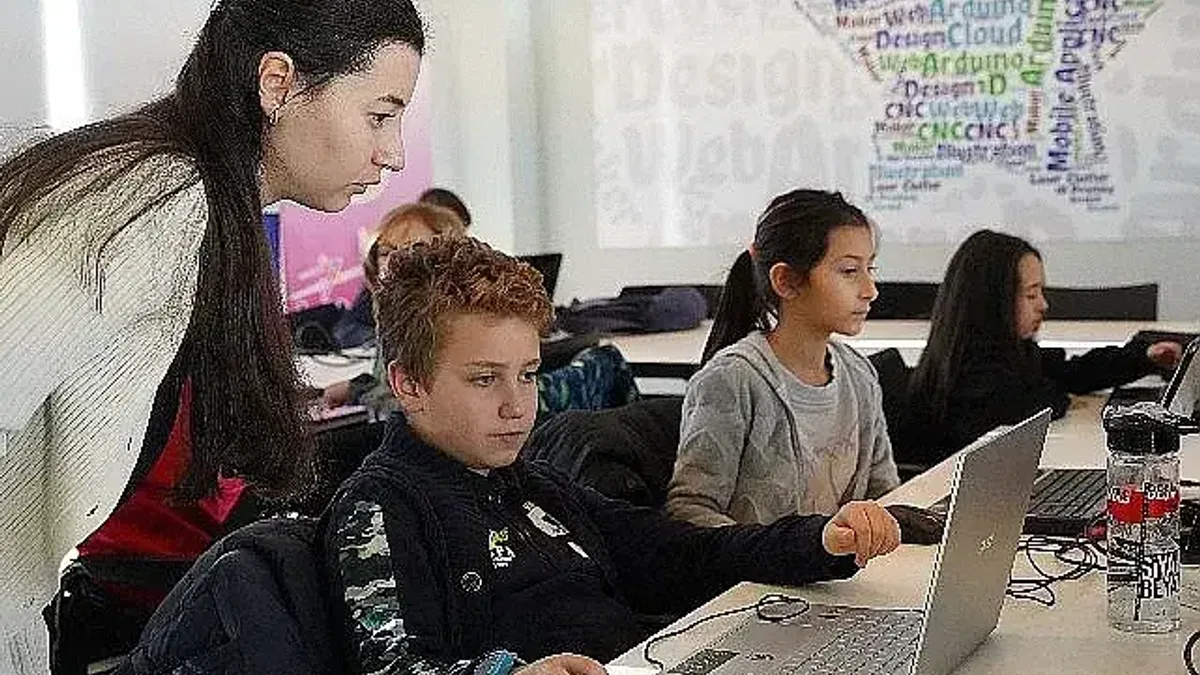 Gelecek onlarda! “LİMER'de kodlamayı öğreniyorlar"