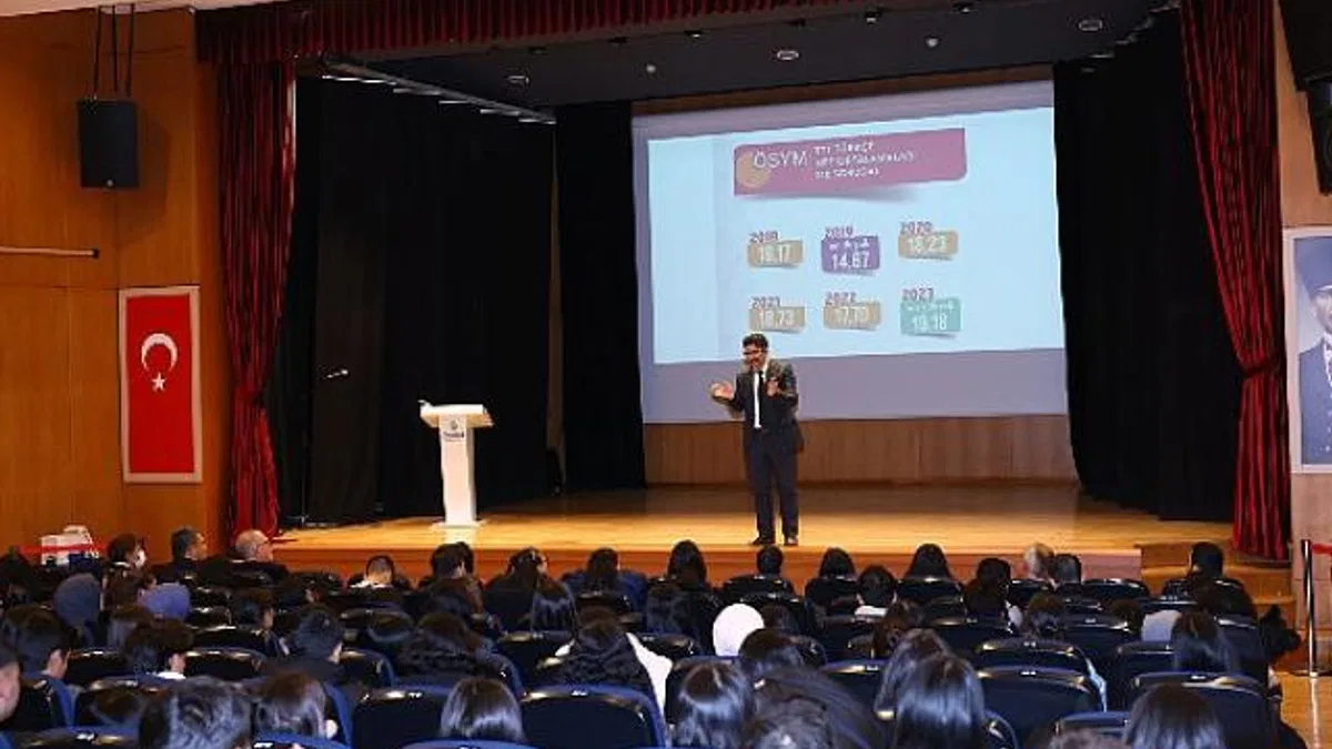 Çankaya Belediyesi'nden Öğrencilere Sınavda Başarı Formülü