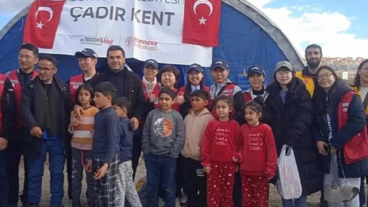 Bornova Belediyesi'nin kreşine Kore'den ve Türk askerinden destek