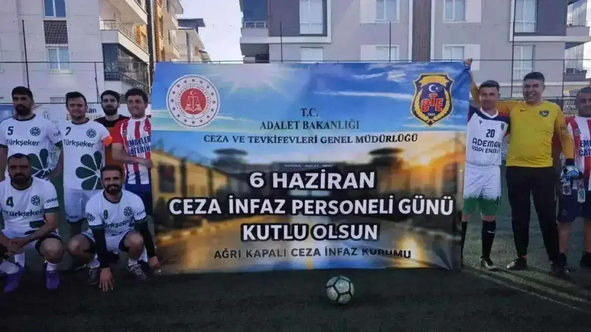 Ağrı'da kurumlararası turnuvada Cezaevi'nden anlamlı pankart