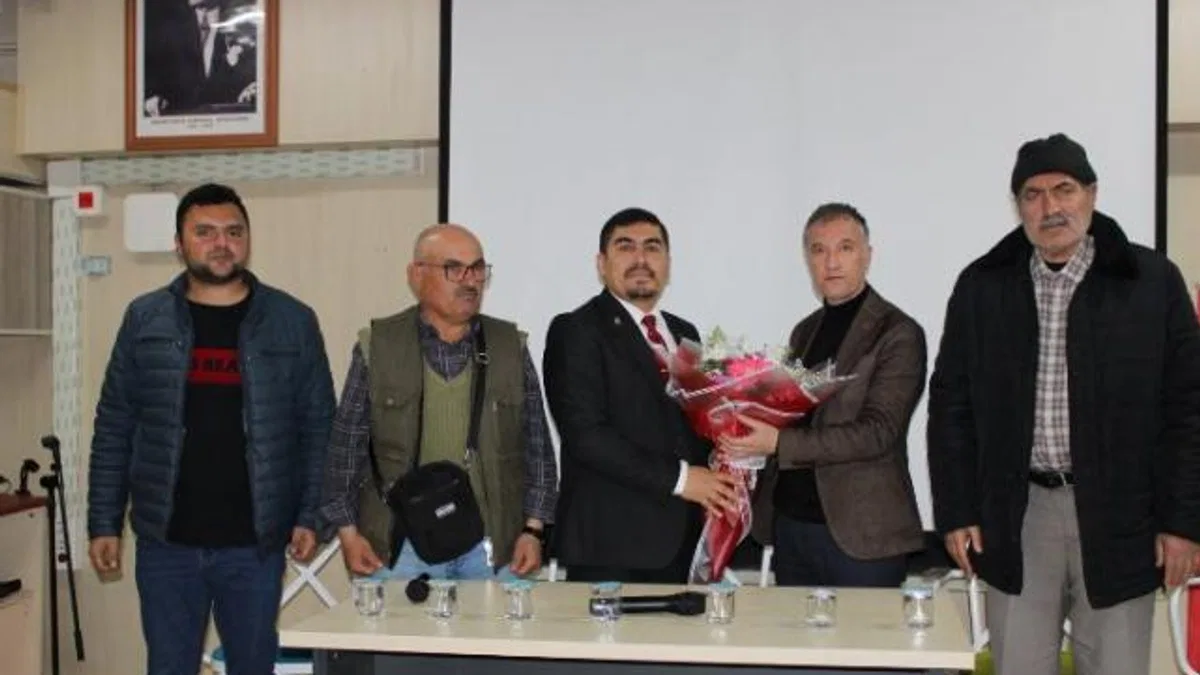 Şehit aileleri ve gaziler öğrenciler ile buluştu