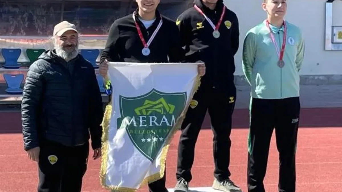Konya Meramlı sporculardan okçuluk turnuvasında çifte başarı