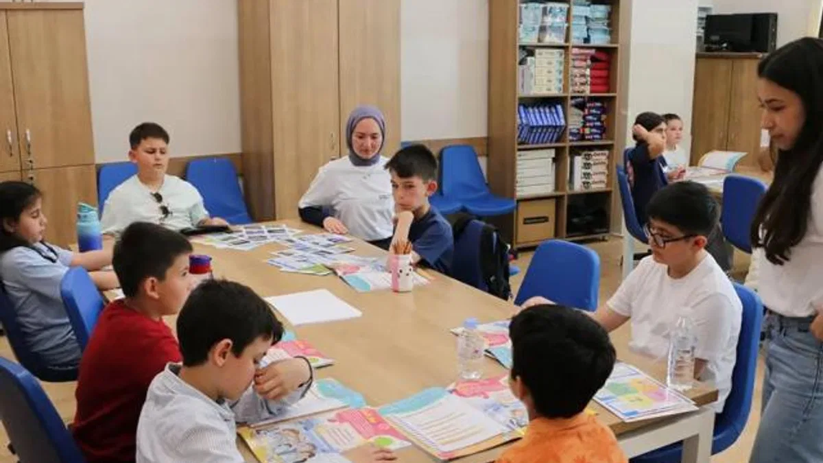 Sakarya Büyükşehir’in “Genç Düşünürler Atölyesi” SGM’de başladı