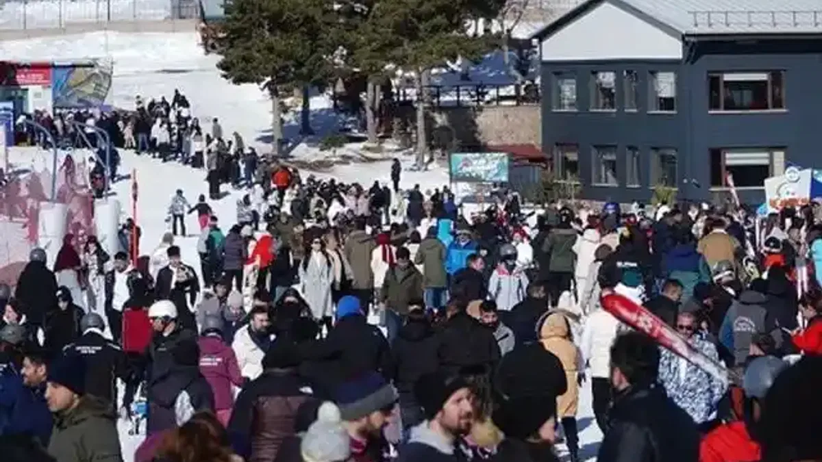 Kayseri Erciyes'e hafta sonu turist akını