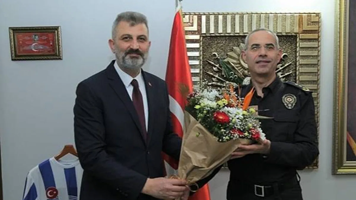 Başkan Sezer, Türk Polis Teşkilatı'nın Kuruluşunun 178.Yıl Dönümü Kutladı