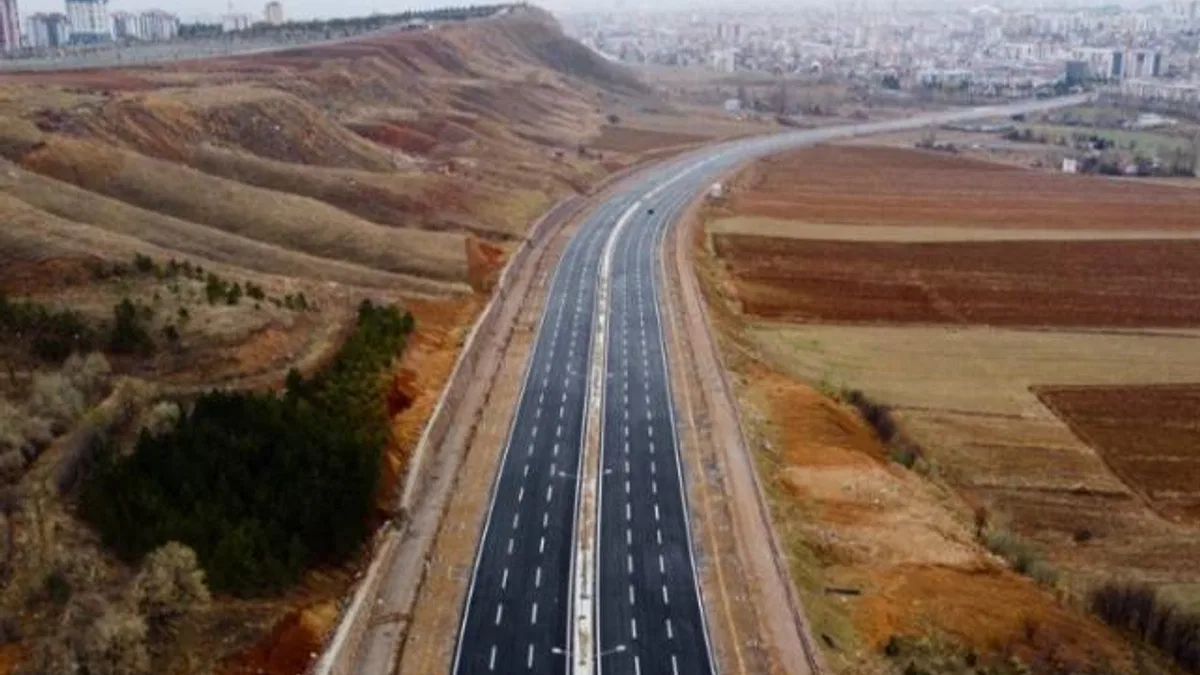 Sivas'ta Alibaba-Kılavuz bağlantı yolu hizmete girdi