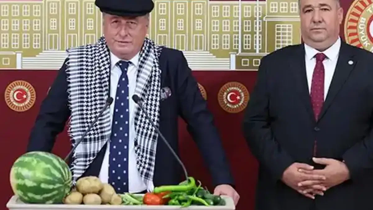 Kasketi taktı, sebze meyveleri TBMM kürsüsüne koydu!
