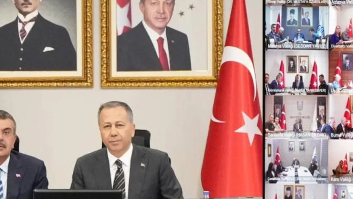 Bakan Tekin ve Yerlikaya 81 il valisi ile buluştu