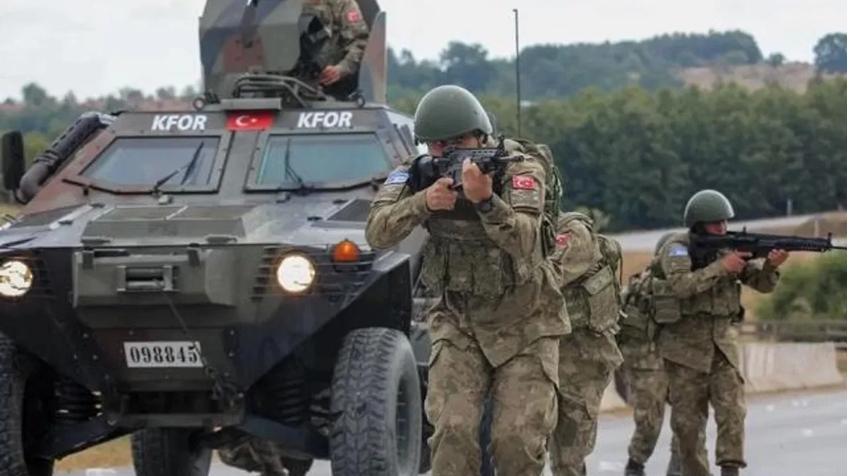KFOR Komutası İtalya'ya devrediliyor