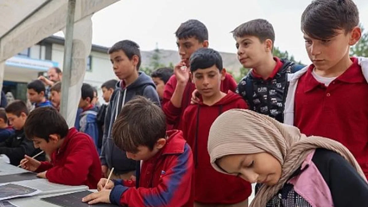 Selçuklu Sanat ve Tasarım Atölyesi Yeni Döneme Sızmalı Öğrencilerle Merhaba Dedi