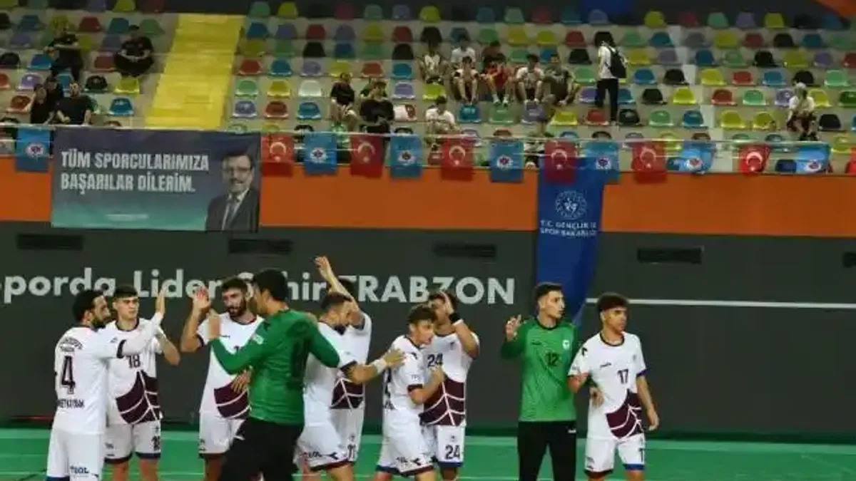 Trabzon Büyükşehir Hentbol Takımı, Ankara'yı ağırladı
