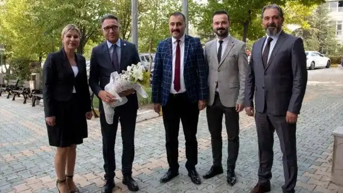 Selçuk Üniversitesi Rektörü Aksoy, akademik kurul toplantısına katıldı