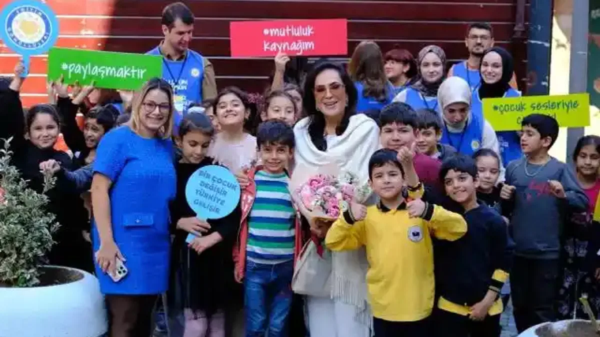 Türkan Şoray TEGV’in 30. Yılına Anlam Kattı