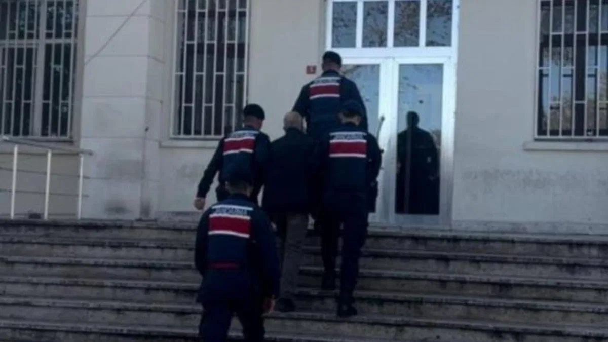 Havsa'da FETÖ operasyonu: 3 gözaltı