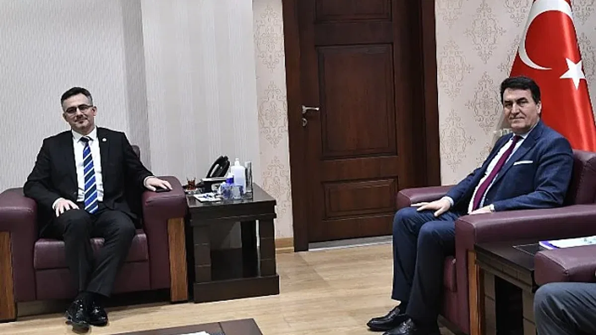 BTÜ Rektörü'ne Başkan Dündar'dan ziyaret