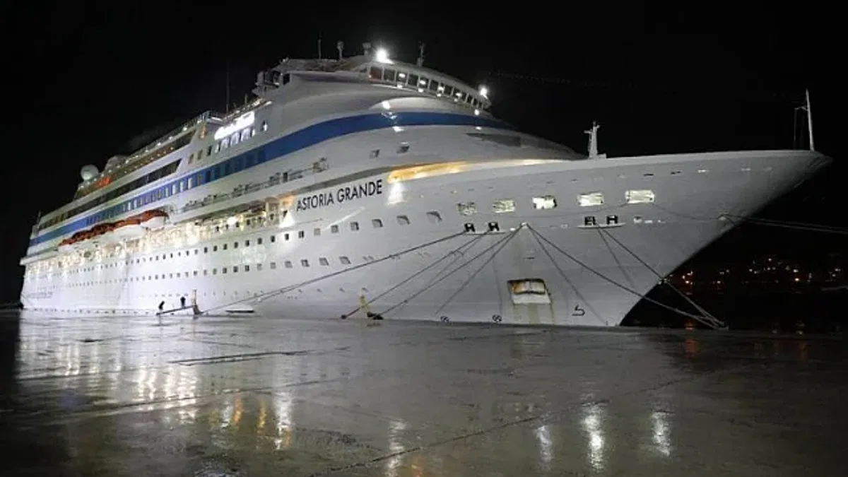 Ünye Limanı 2 bin turist ağırladı