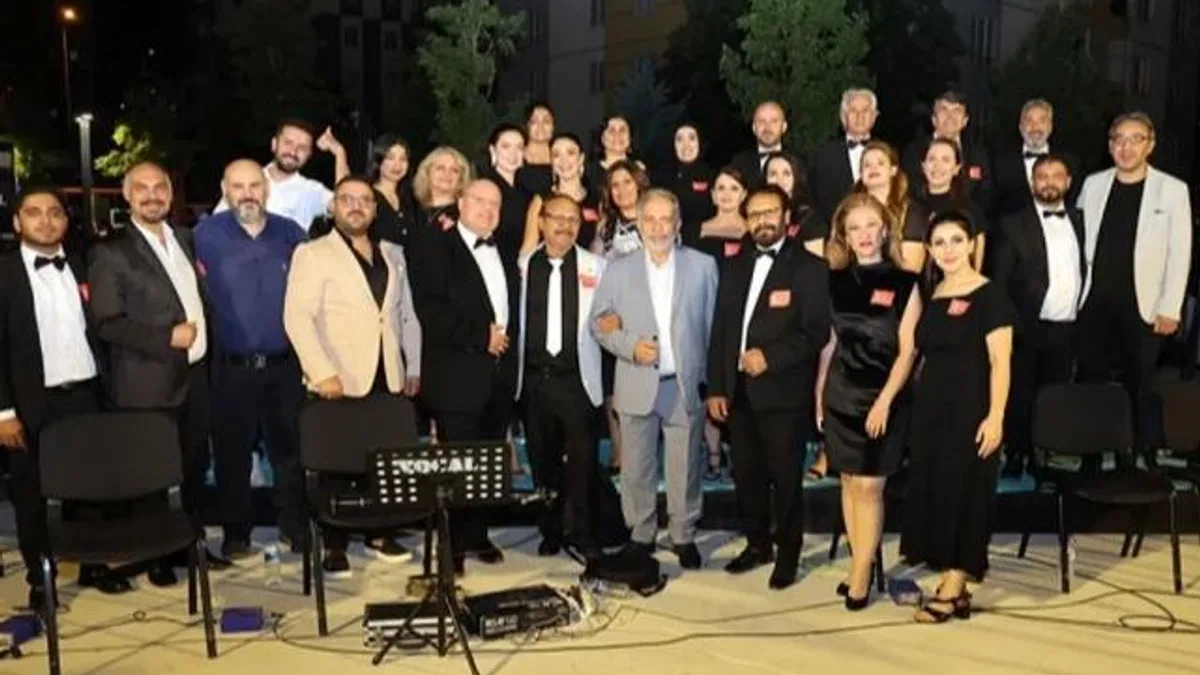 Kayseri Talas'ta zafer coşkusu sanat müziğiyle zirvede
