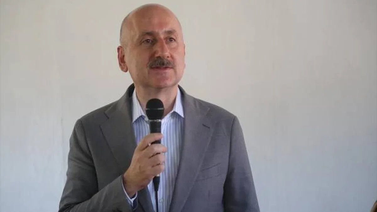 Karaismailoğlu: Türkiye'de şu anda 26 milyon araca sorunsuz şekilde hizmet eden bir sistem var