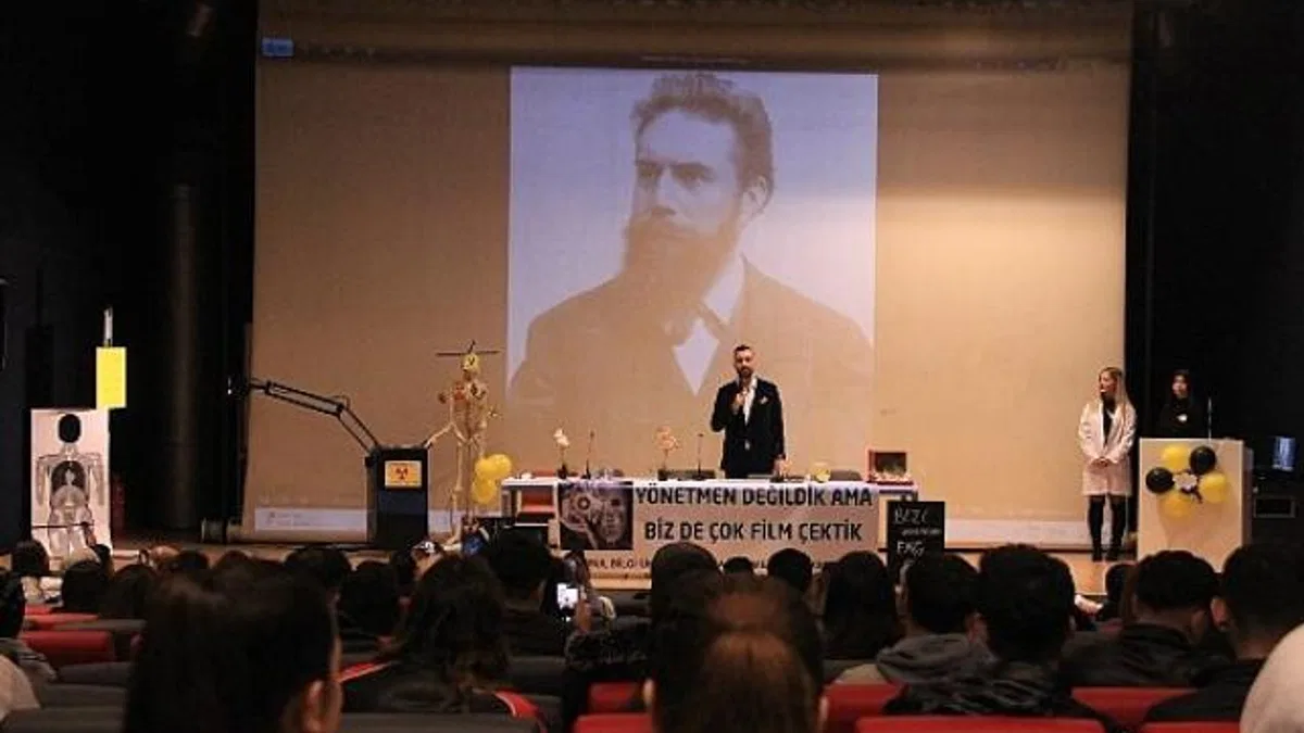 İstanbul Bilgi Üniversitesi'nden Dünya Radyoloji Günü kutlaması