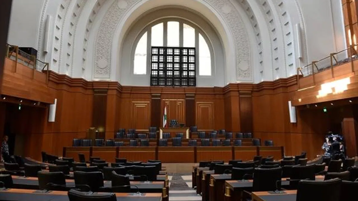 Lübnan Meclisi, ilk oturumunda yeni cumhurbaşkanını seçemedi