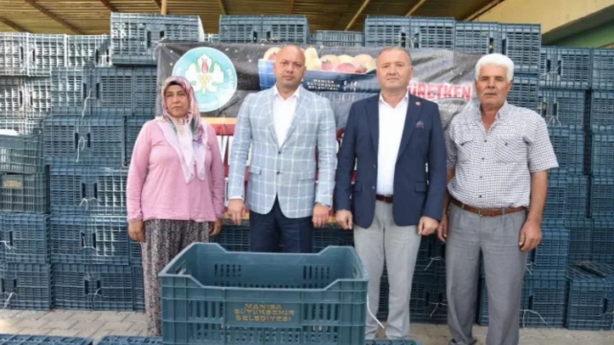 Manisa'da yüzde 100 hibeli kasa dağıtımına devam