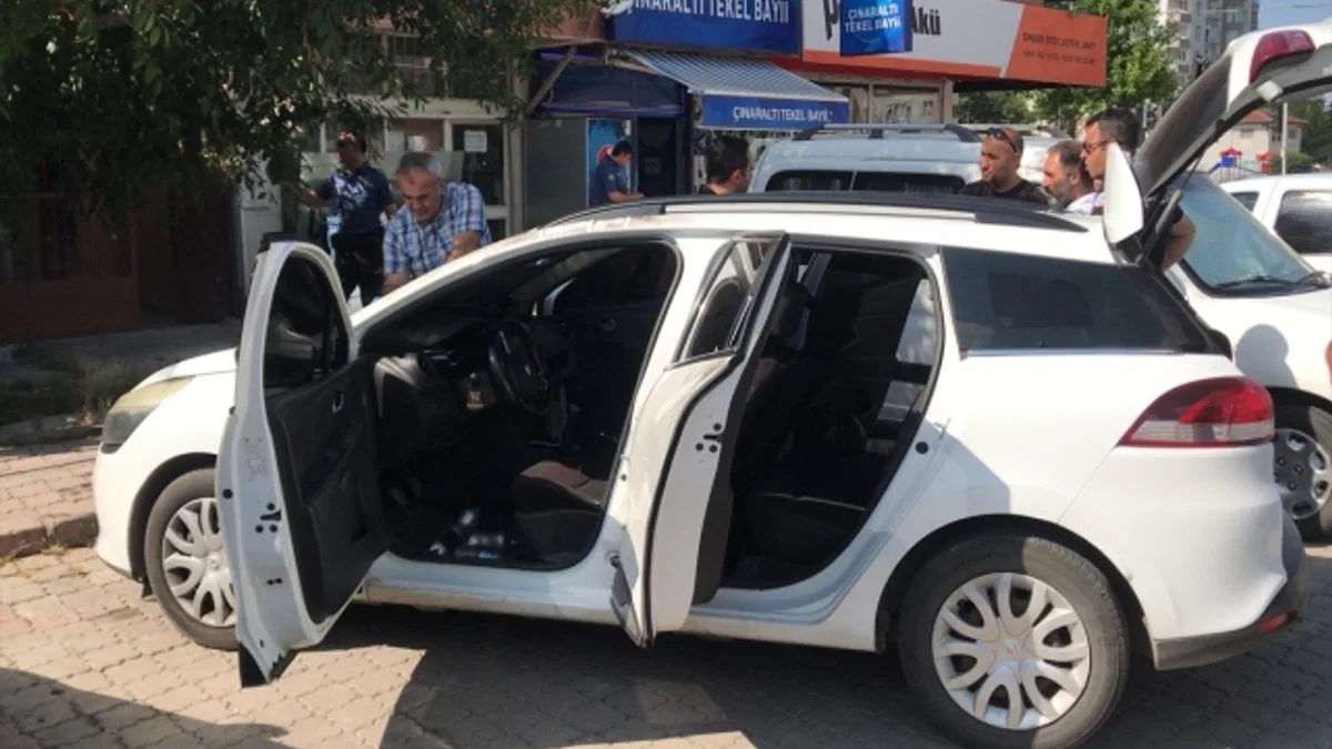 Kayseri'de silahlı saldırıya uğrayan 2 kişi yaralandı
