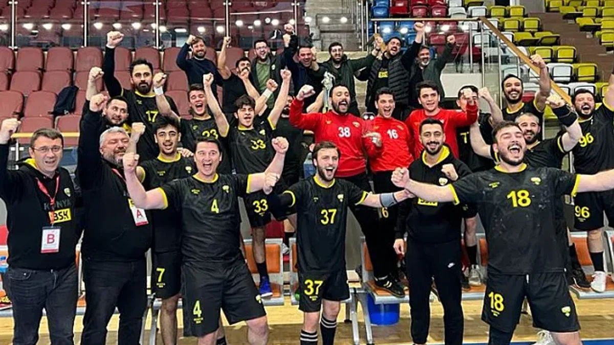 Konya Hentbol'da Süper Lig'e yükseldi