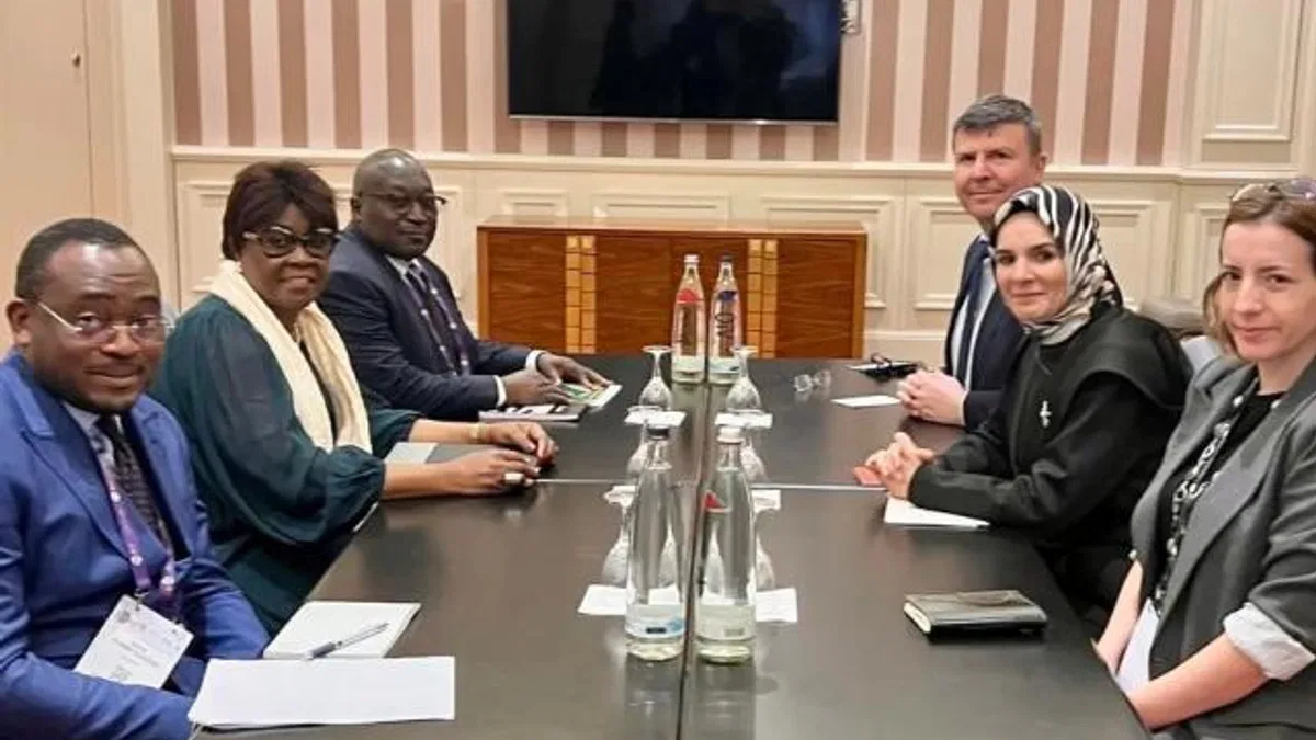 Bakan Göktaş'tan Berlin'de Filistin, Kongo, Gine ve Cezayirli bakanlarla ikili görüşme