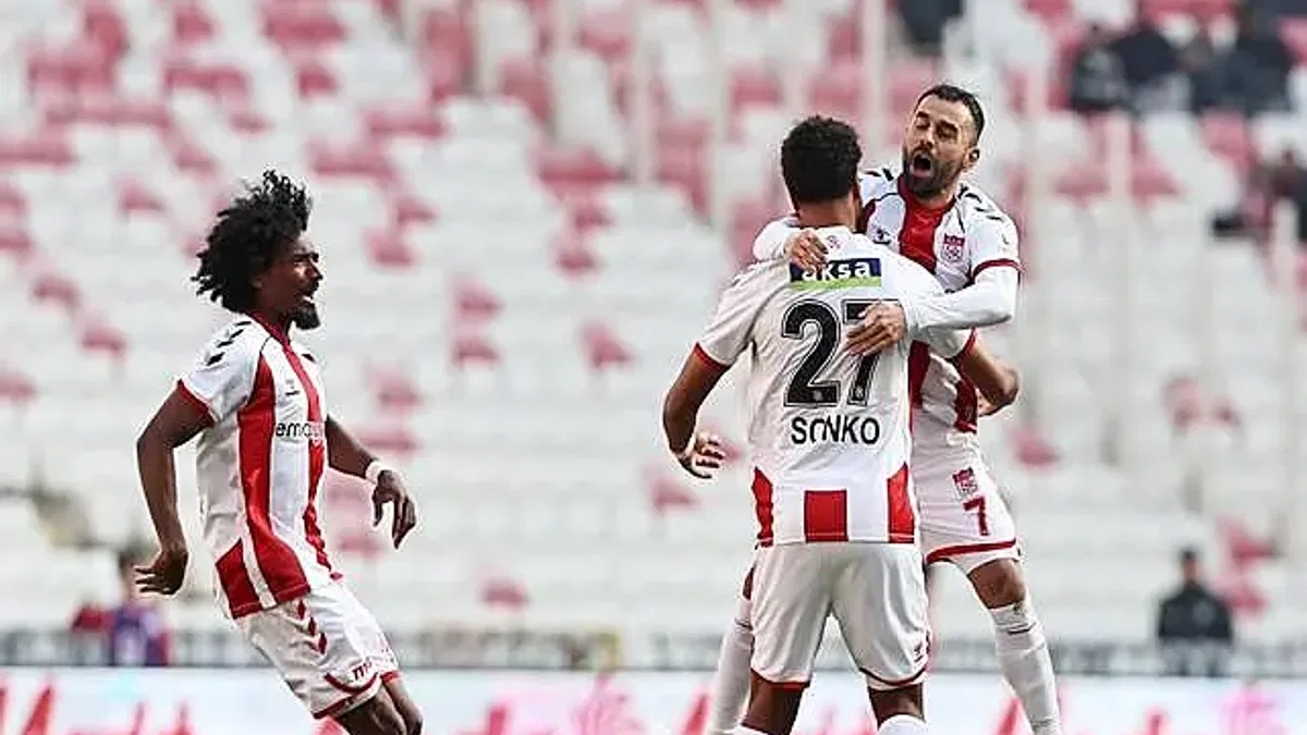 Sivasspor 2-1 Çaykur Rizespor (Maç Sonucu)