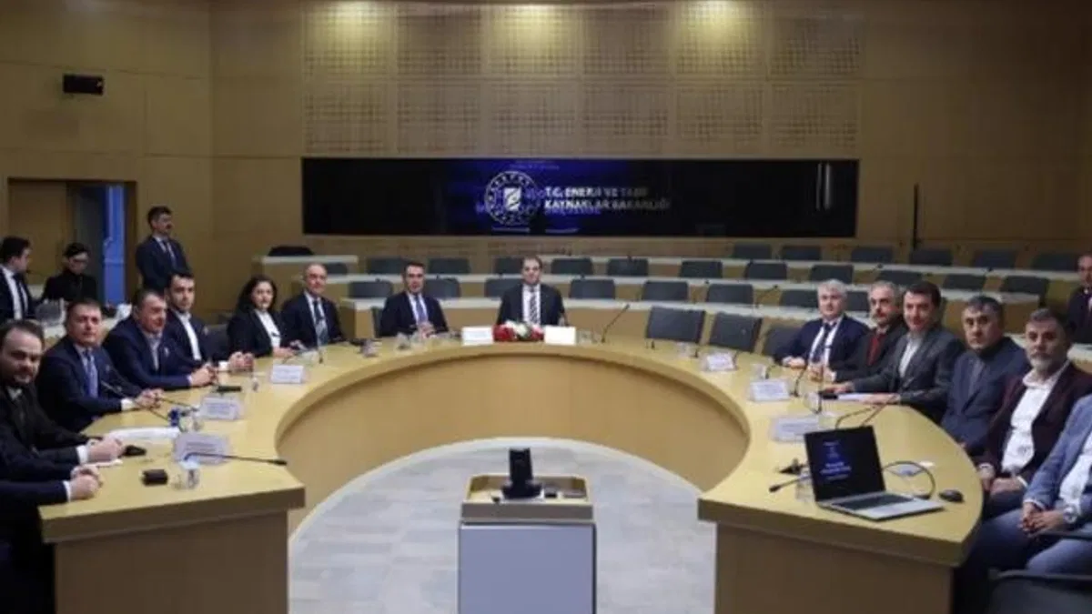YEKA GES-2025 Yarışmalarının Sözleşmeleri İmzalandı