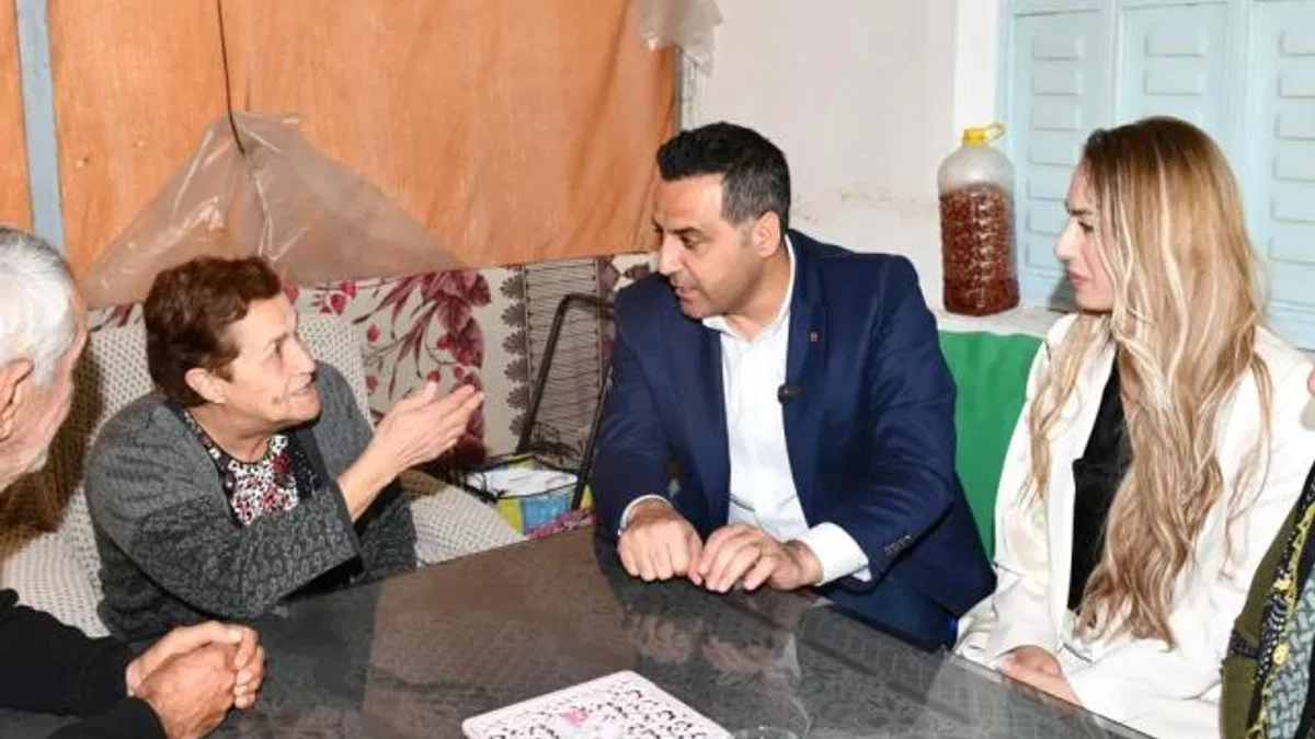 İzmir Çiğli'de Leyla Teyze'ye bayram sürprizi