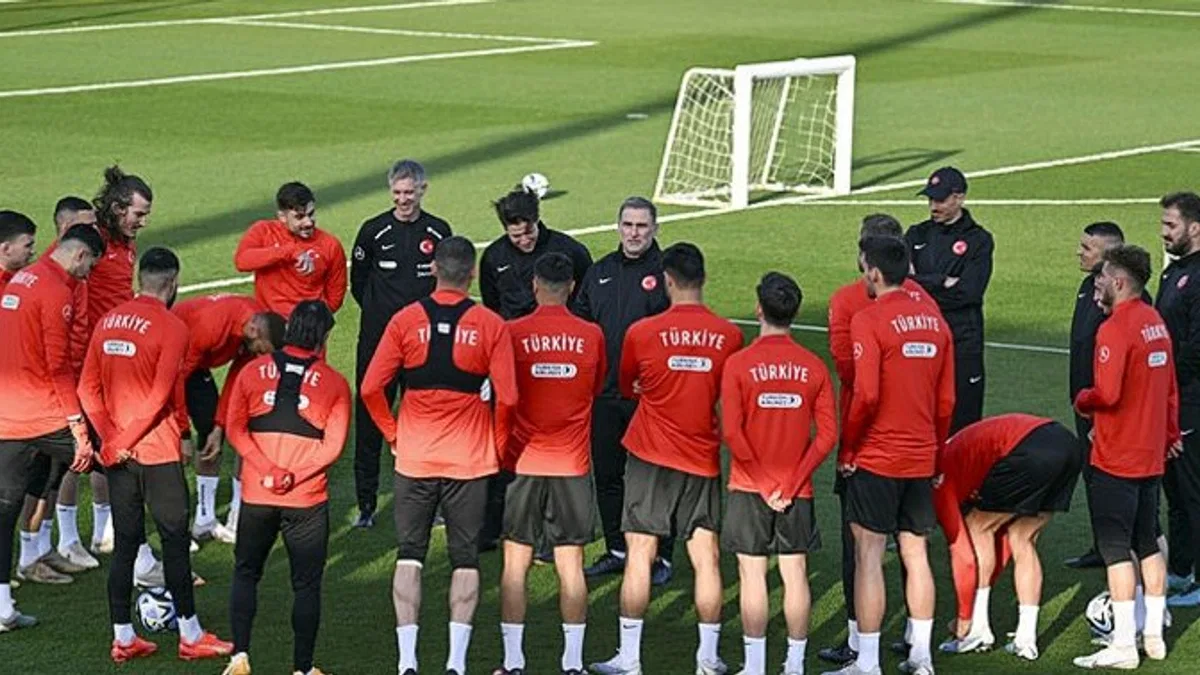 Galatasaraylı yıldız Abdülkerim Bardakcı A Milli Takım kadrosundan çıkarıldı