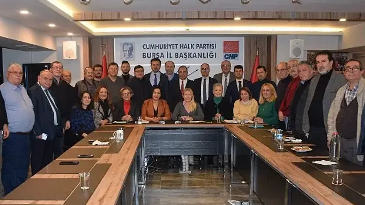 CHP Bursa İl Başkanı İsmet Karaca başkanlığa veda etti
