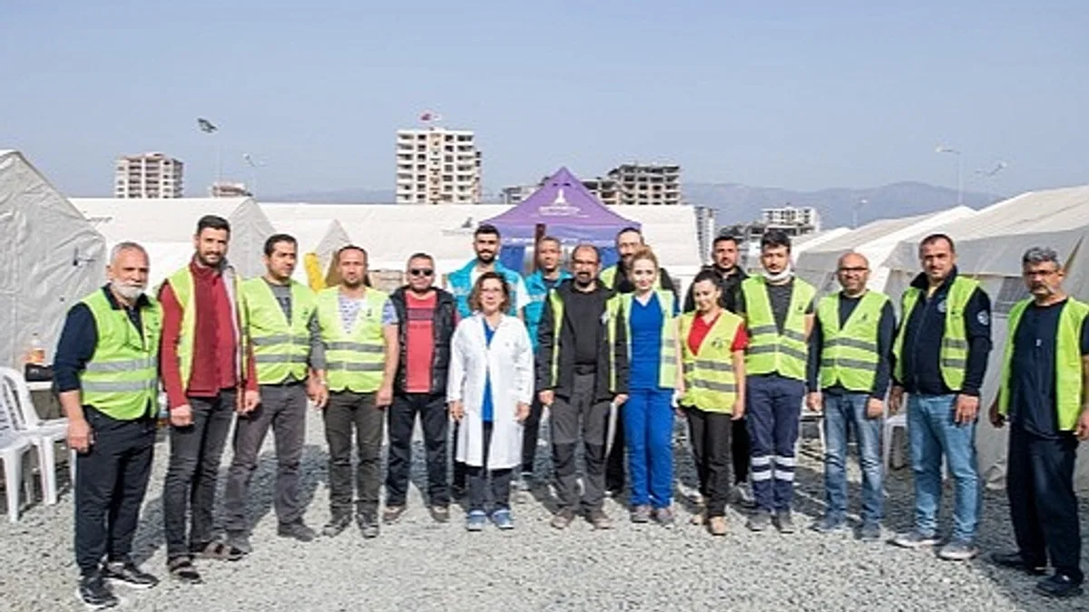 Ameliyathane de faaliyette Hatay'daki sahra hastanesinde günde 350 hasta tedavi ediliyor