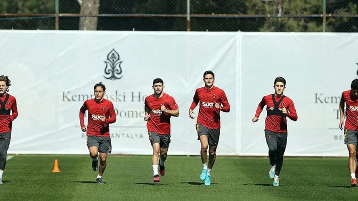 Galatasaray Süper Lig'e verilen arada tam gaz!