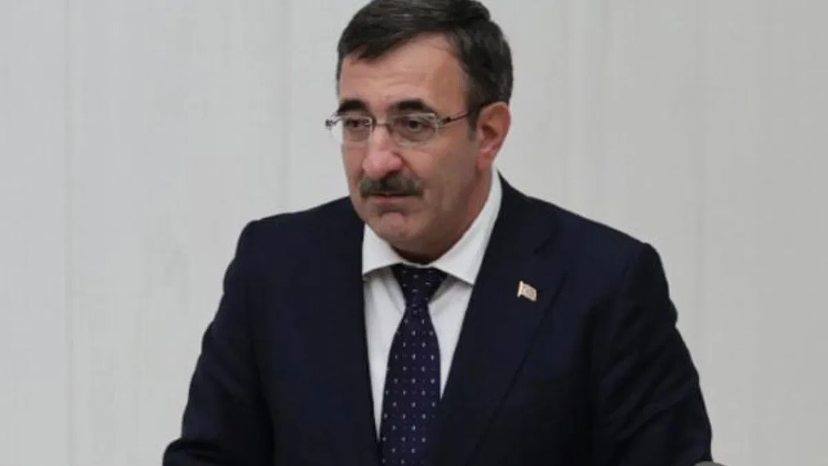 Cevdet Yılmaz: Demokrasinin düşmanı terördür