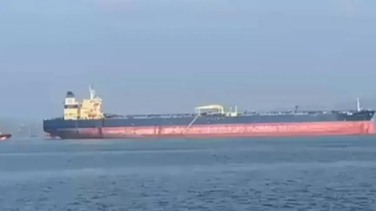 1915 Çanakkale Köprüsü önlerinde arızalanan tanker güvenli bölgeye çekildi