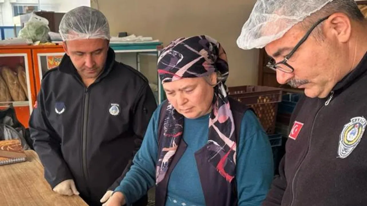 Antalya zabıtasından fırınlara sıkı denetim