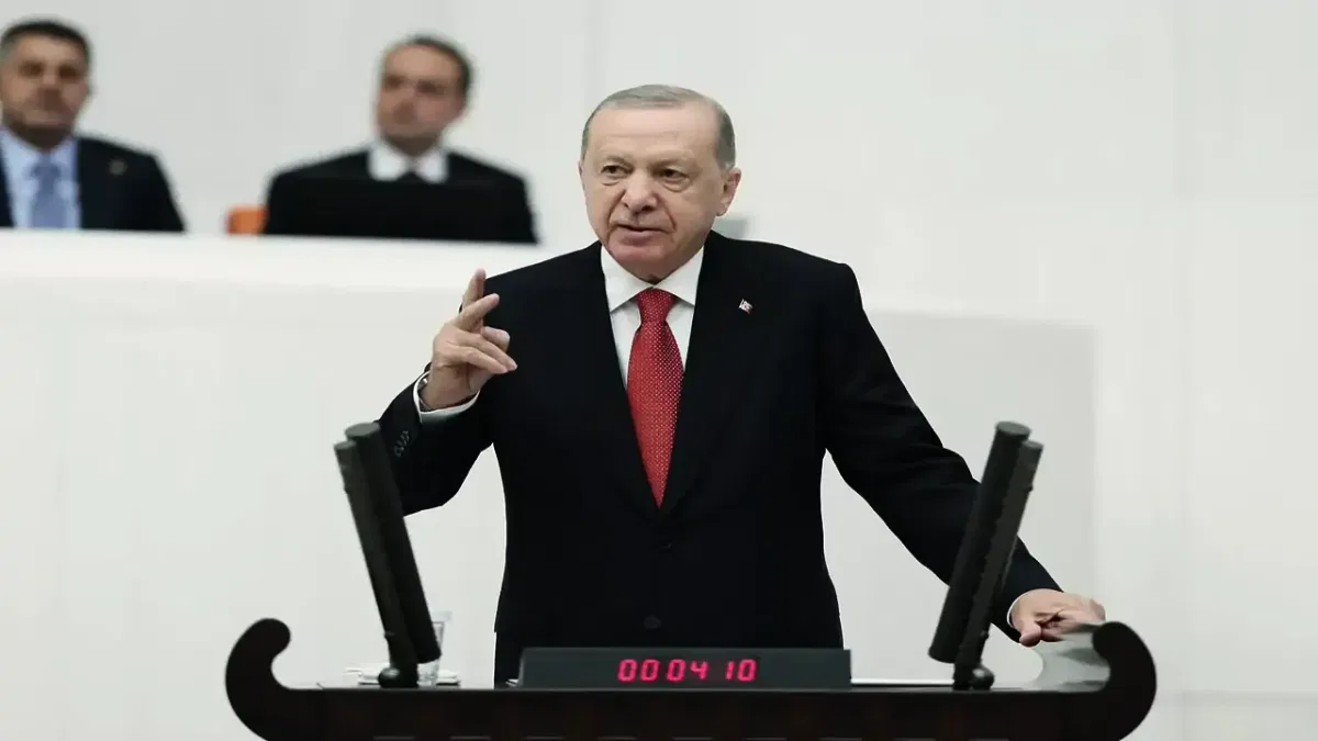 Erdoğan'dan TBMM açılışında yeni anayasa ve terörsüz Türkiye çağrısı