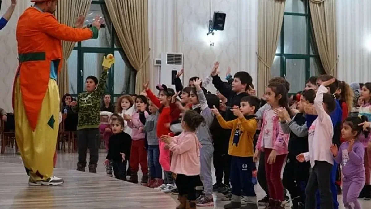 Gölcük'te geleneksel şenlikte çocuklar mutlu