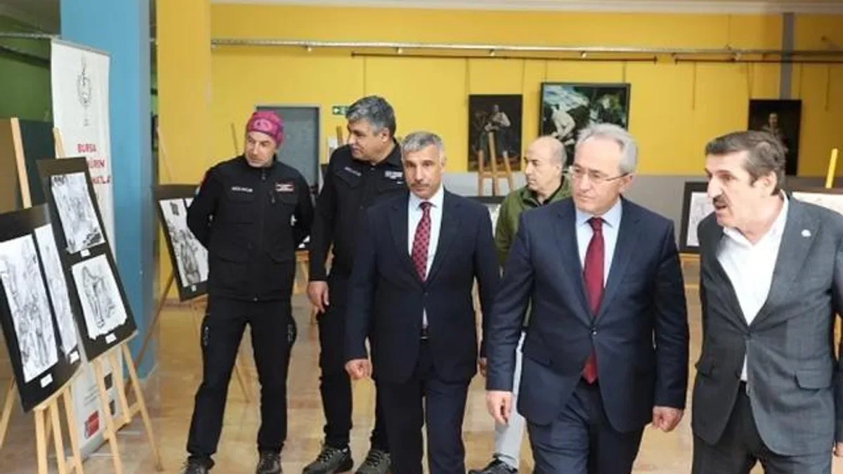 Bursa'da "Genç MEB AKUB 16 Gönüllüleri" tanıtıldı