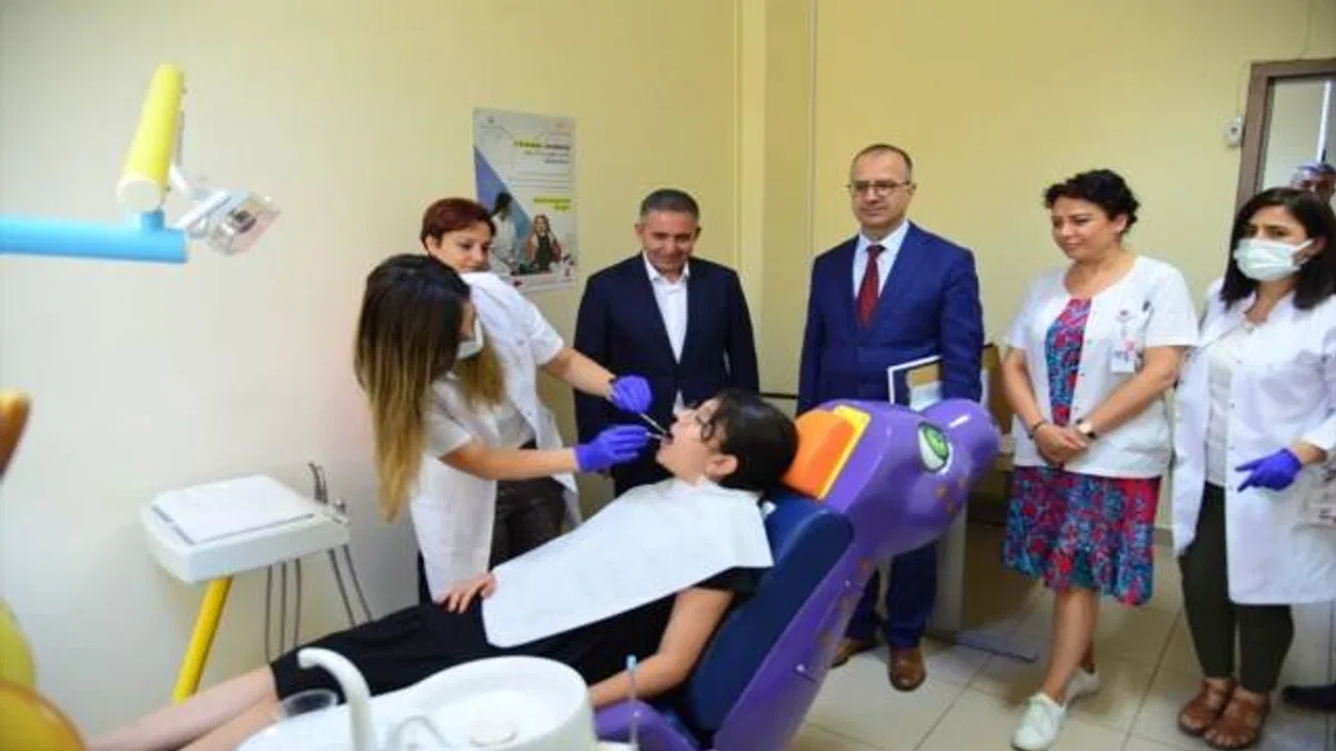 Kırşehir'de "aile diş hekimleri" çocuklar için mesaiye başladı