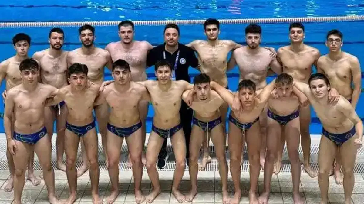 Bursa Büyükşehir Belediyespor Sutopu Takımı namağlup finalde