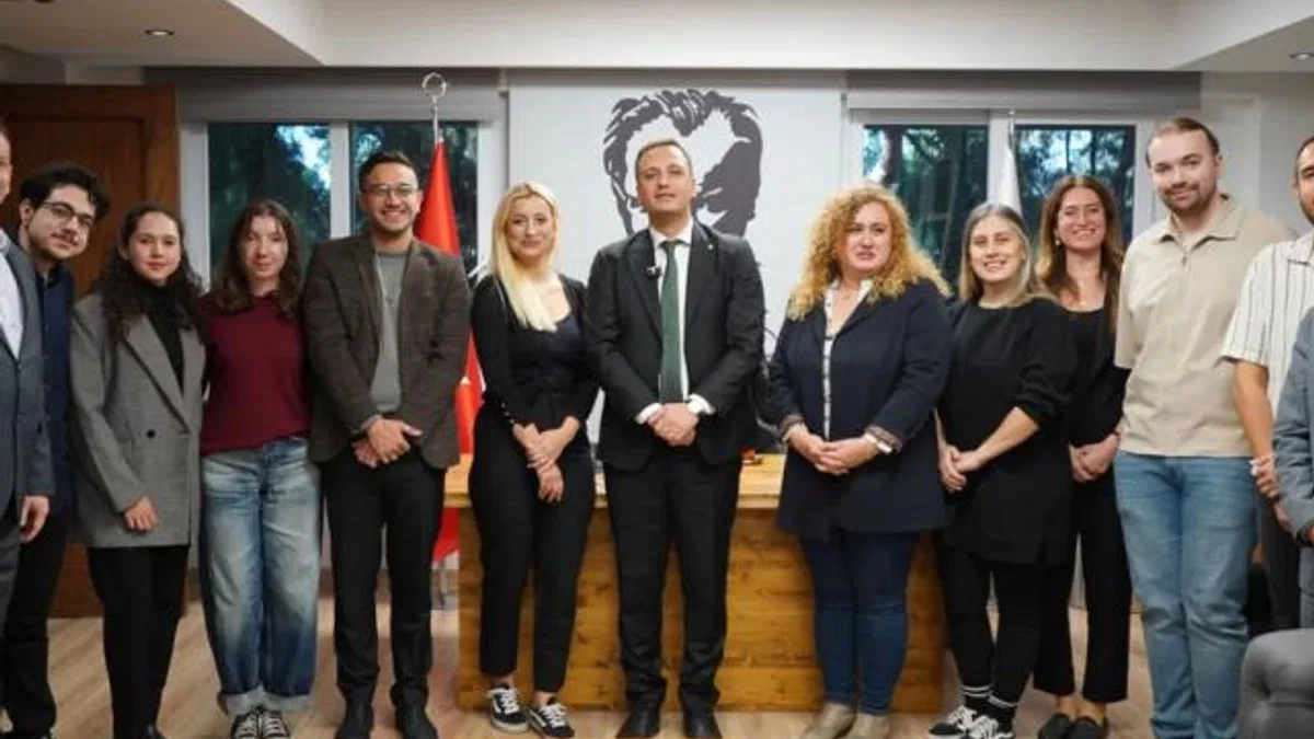 Başkan Eşki :''Gençlerimizin enerjisi ve fikirleriyle çok daha güçlü bir Bornova inşa edeceğiz''