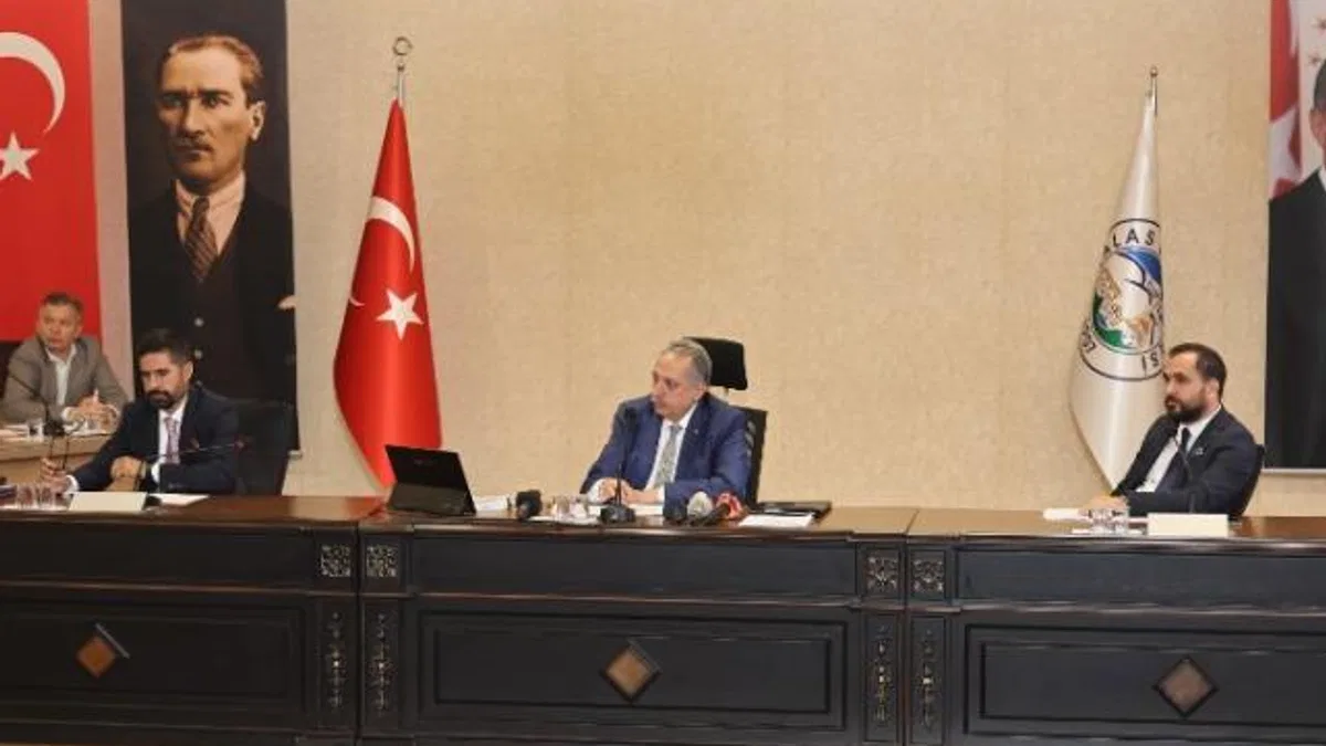 Talas Meclisinde 18 madde görüşüldü