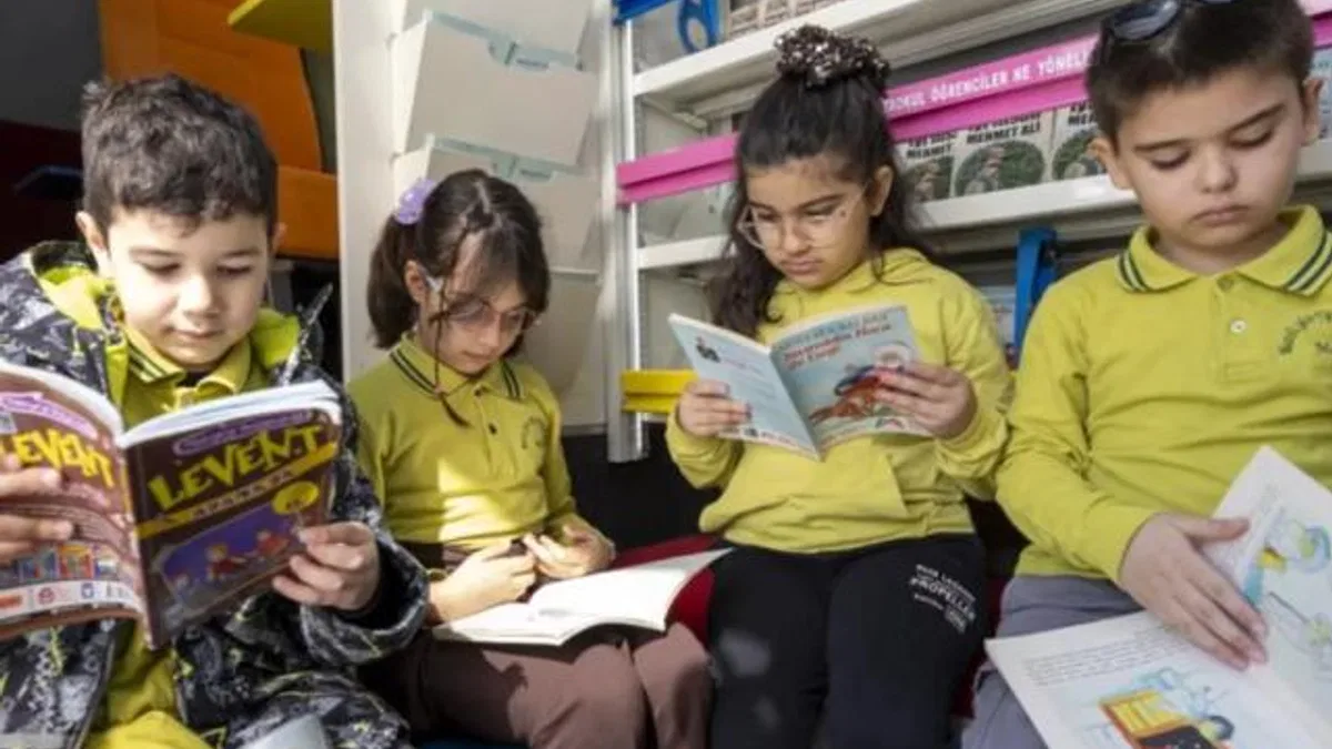 Mersin'de çocuklara sanat ve edebiyat dolu bir gün