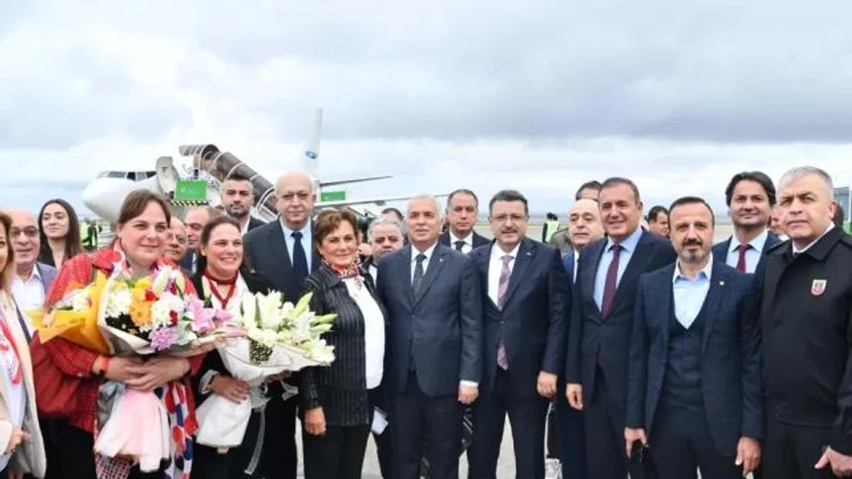 Tiflis-Trabzon uçuşları başladı