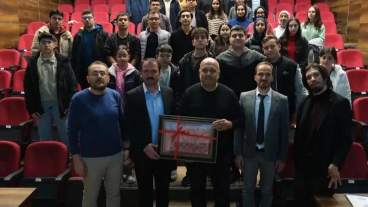 Kayseri Büyükşehir'den gençlere Matematik Kampı