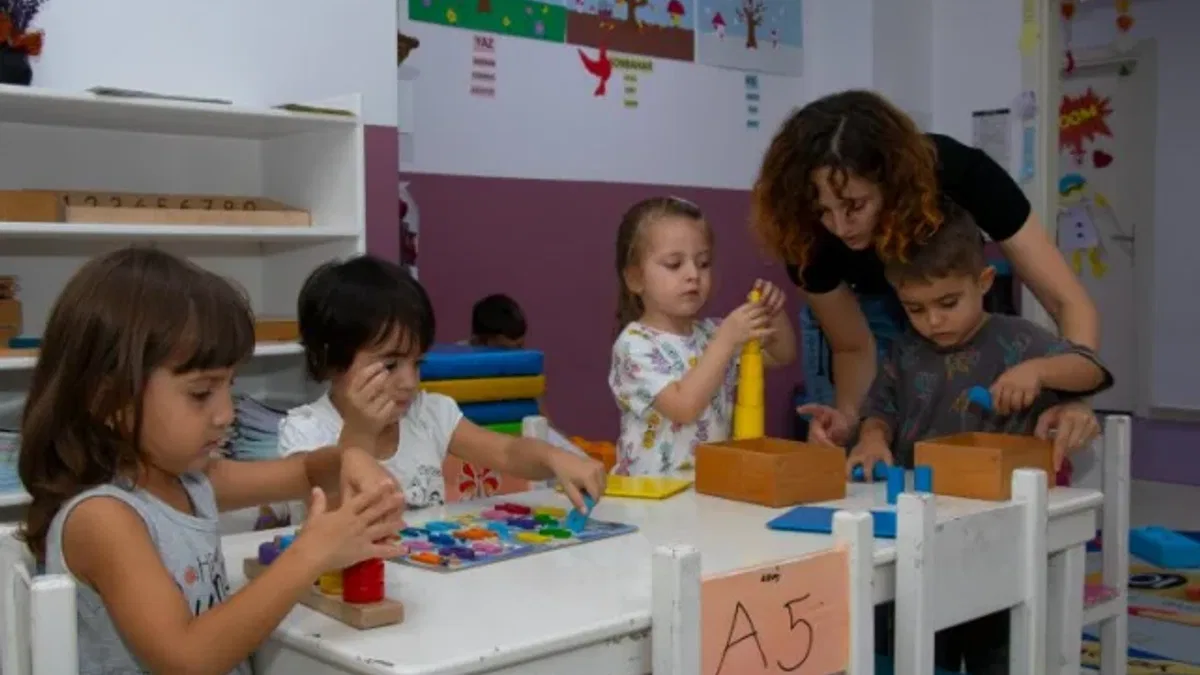 Çocuk gelişim merkezleri rehber oluyor